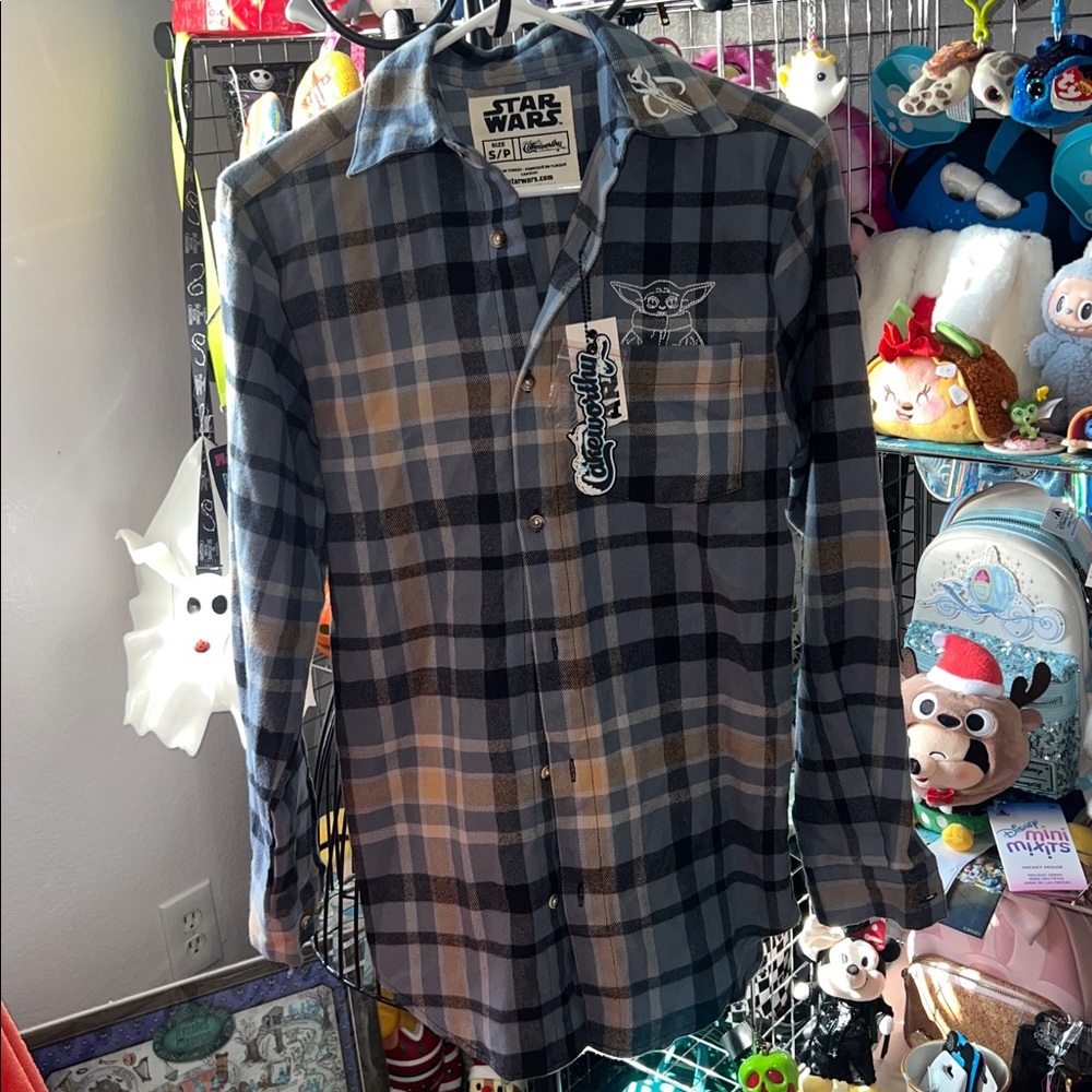 NWT Cakeworthy Disney Star Wars “ This Is The Way “ Flannel shirt size S